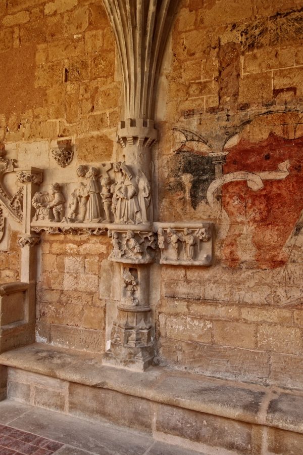 abbey-of-cadouin-g83a7ee56f_1920