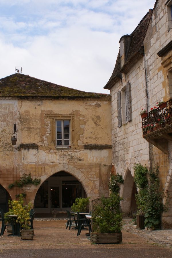 bastide-g04c5950de_1920