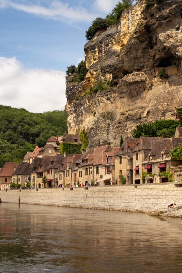 La Roque-Gageac village in France from Dordogne river, Nouvelle-Aquitaine, France